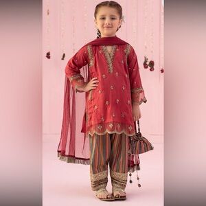 Pakistani designer Maria B girls kameez shalwar dupatta